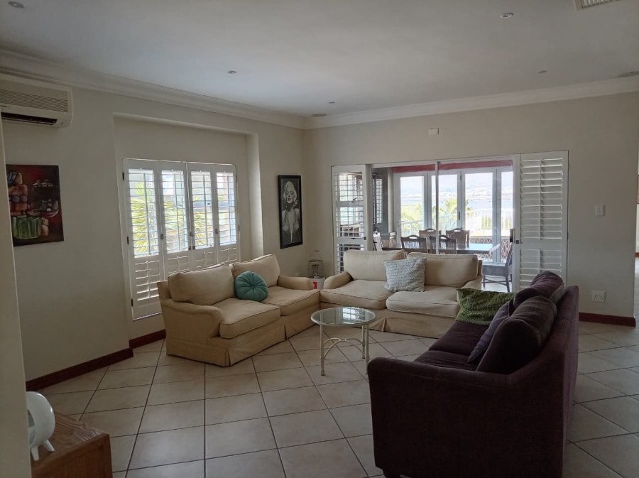 4 Bedroom Property for Sale in Caribbean Beach Club North West